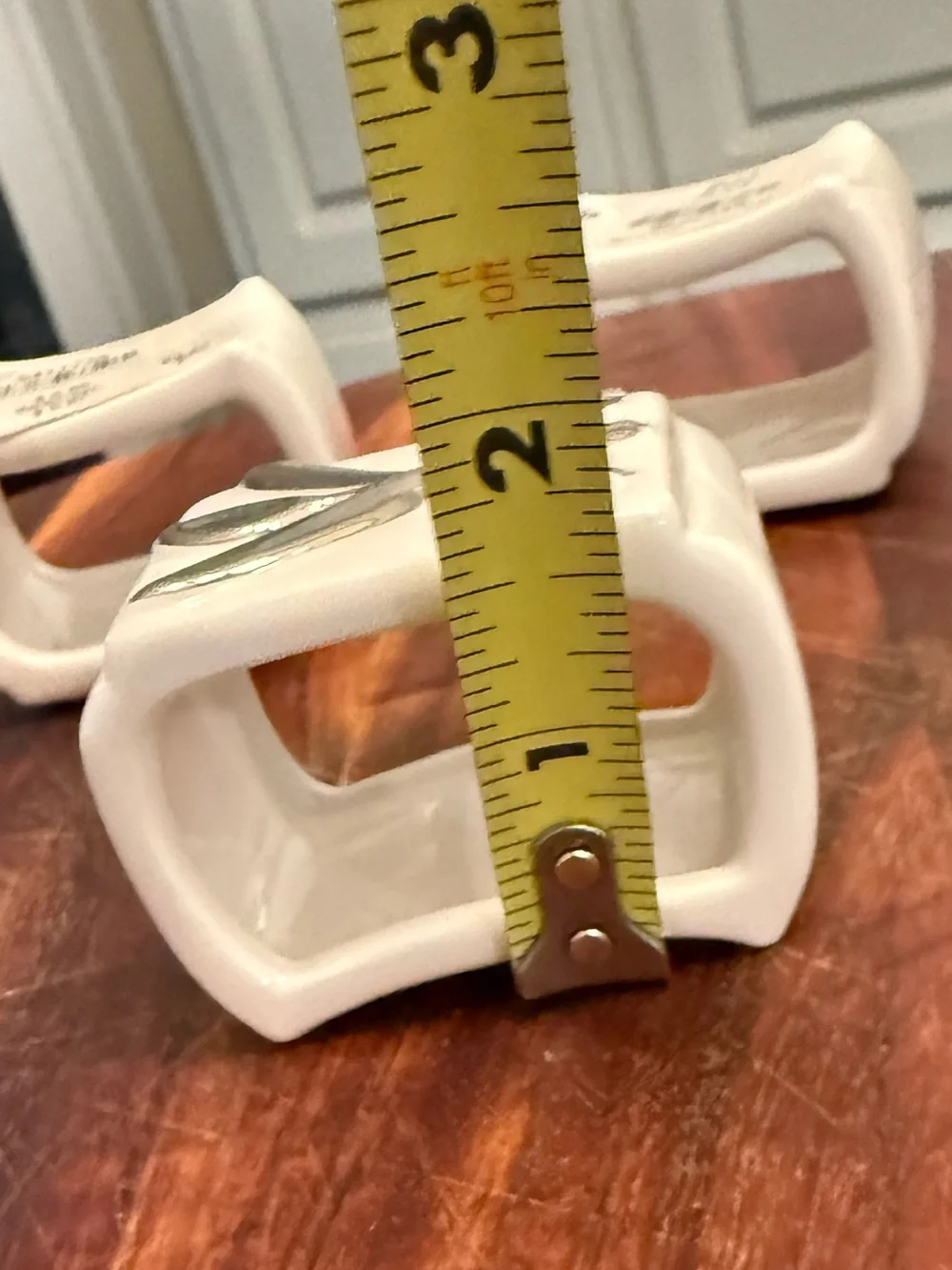 Set of 5 Ceramic Pottery Barn Napkin Ring Holders White Silverware new